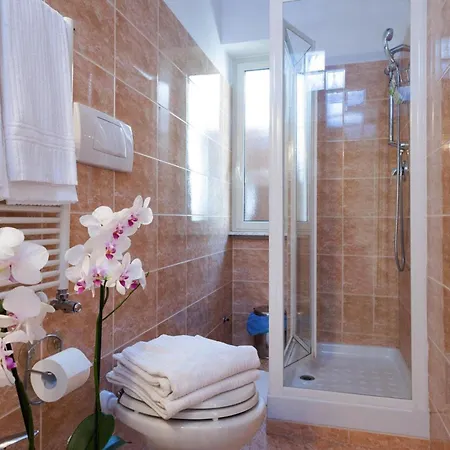 Holiday Flat In Central Location In Apartment
