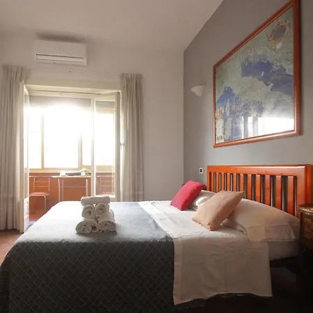 Holiday Flat In Central Location In Apartment Rome