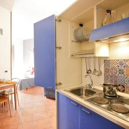 Holiday Flat In Central Location In Apartment *